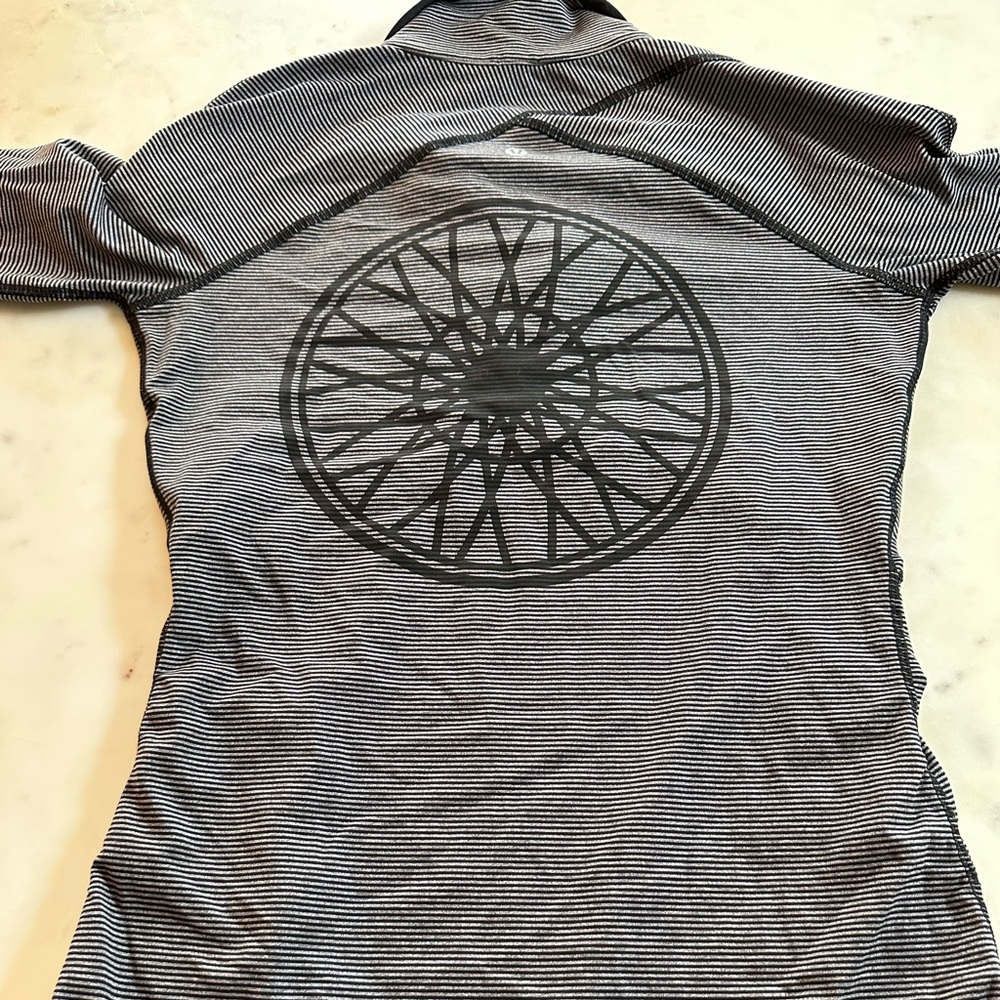 Lululemon Align Jacket Size 6 - image 4